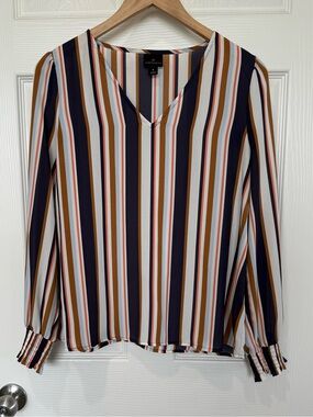 Striped Long Sleeve Lightweight V-Neck Blouse